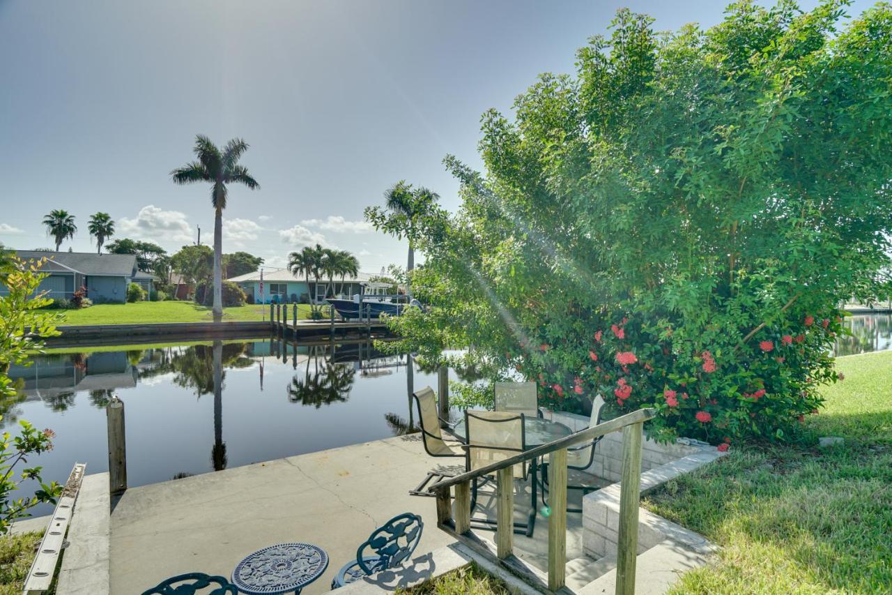 Waterfront Cape Coral Home Dock And Screened Porch Exterior photo