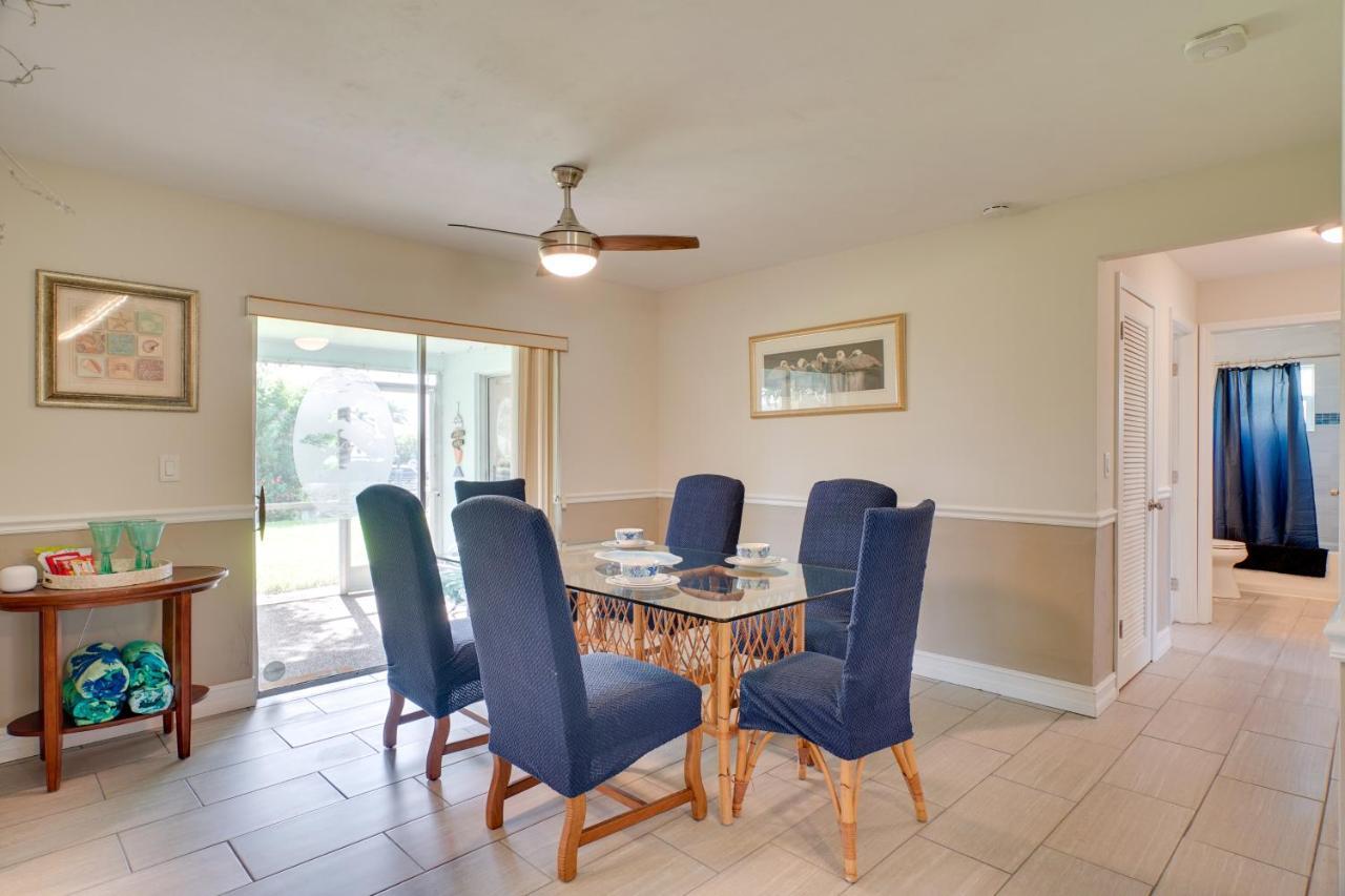 Waterfront Cape Coral Home Dock And Screened Porch Exterior photo