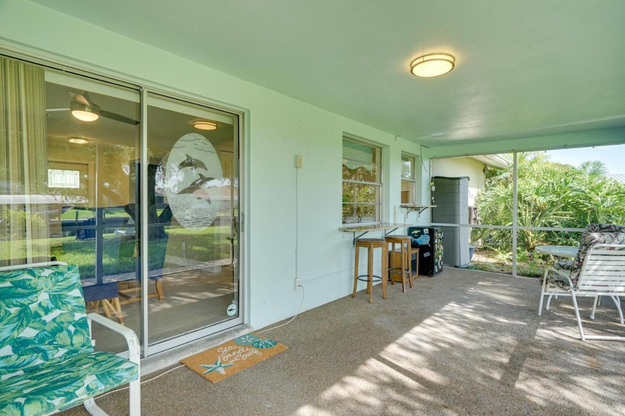 Waterfront Cape Coral Home Dock And Screened Porch Exterior photo